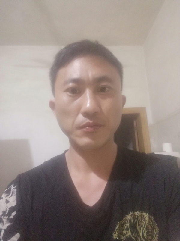 真爱无悔的第一张照片--百色相亲服务中心