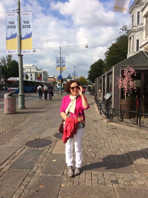 娜娜的第一张照片--百色相亲服务中心