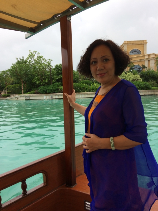 娜娜的第二张照片--百色相亲服务中心