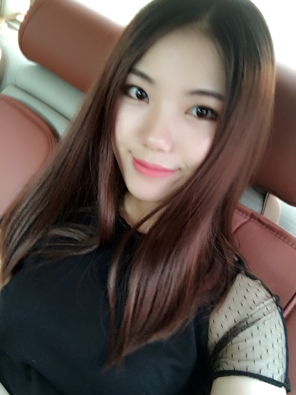 盛开的花朵的第二张照片--百色相亲服务中心