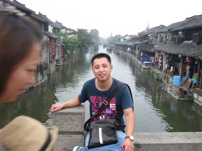 雪糕冰激凌的第一张照片--百色相亲服务中心