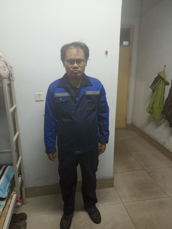 黄俊的第一张照片--百色相亲服务中心