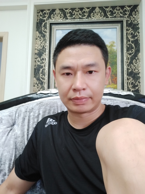 风的第一张照片--百色相亲服务中心