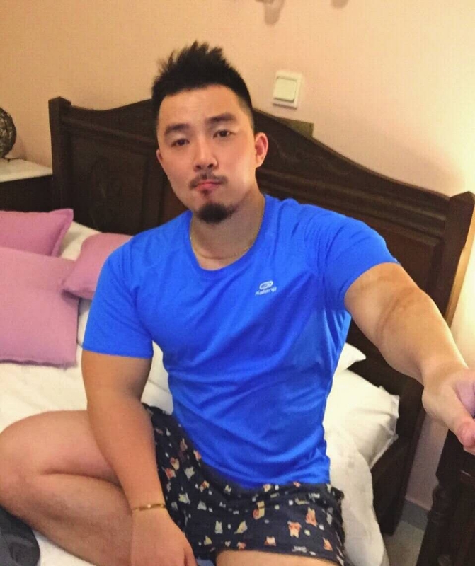 上下一条龙的第一张照片--百色相亲服务中心