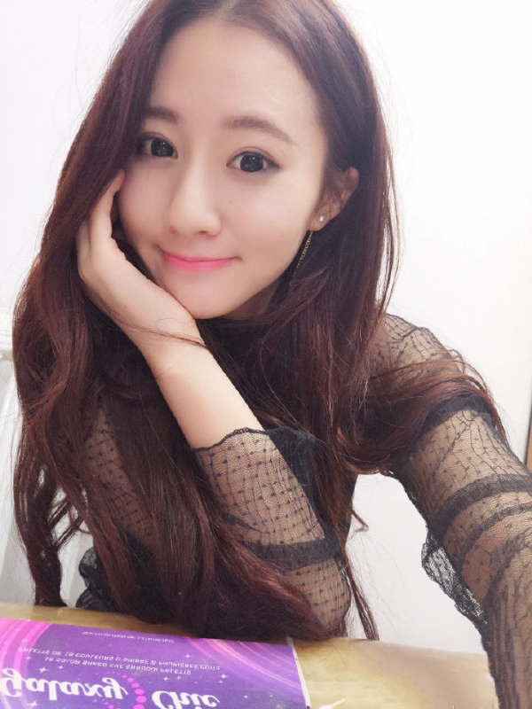 秋天的风雪的第一张照片--百色相亲服务中心