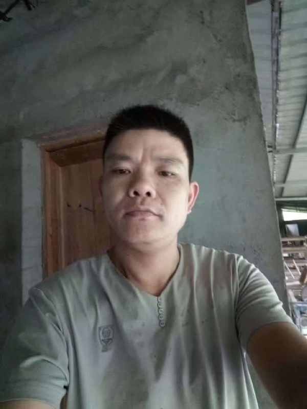 寻找幸福的第一张照片--百色相亲服务中心