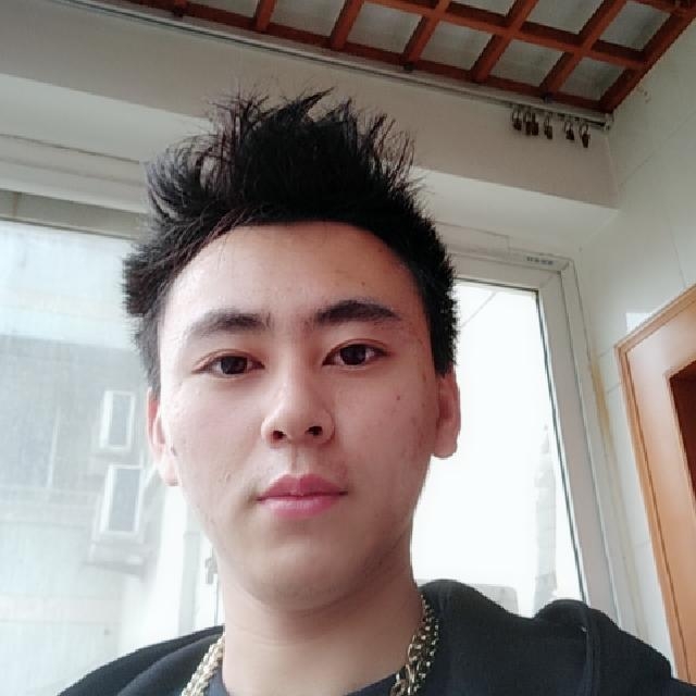 年年的第一张照片--百色相亲服务中心