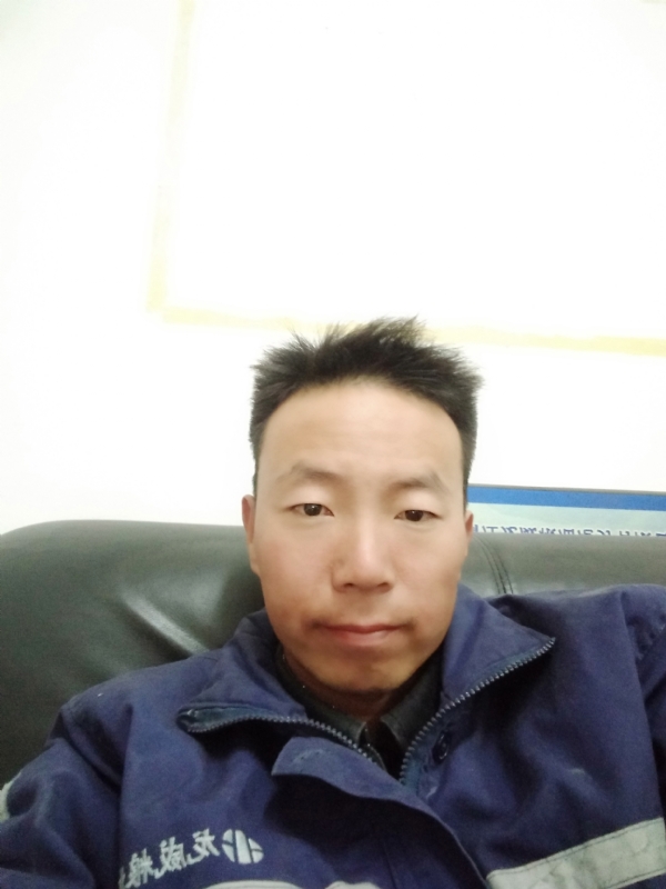 东西南北风的第一张照片--百色相亲服务中心