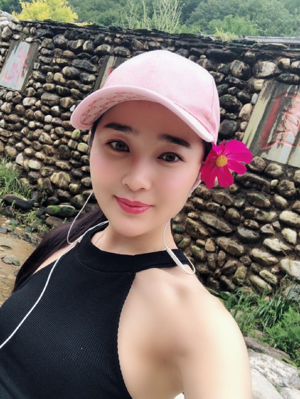 小白兔的大奶糖的第一张照片--百色相亲服务中心