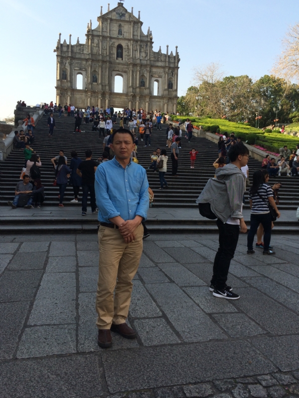 Larry的第一张照片--百色相亲服务中心