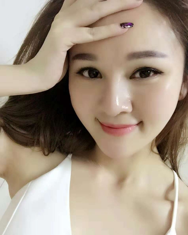 欣颖的第一张照片--百色相亲服务中心