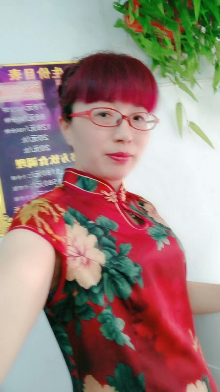 平凡女人的第一张照片--百色相亲服务中心