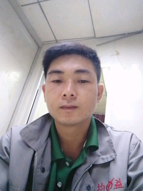 枫叶的第一张照片--百色相亲服务中心