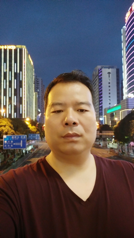 相爱一辈子的第一张照片--百色相亲服务中心