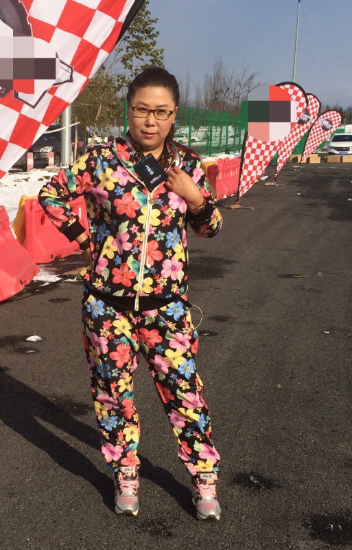 花程锦绣的第一张照片--百色相亲服务中心