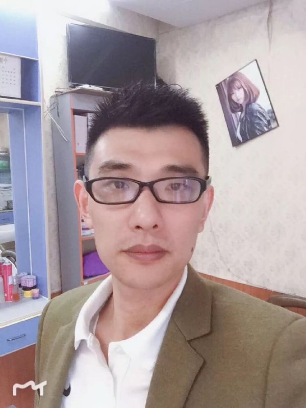 你的笨蛋的第一张照片--百色相亲服务中心