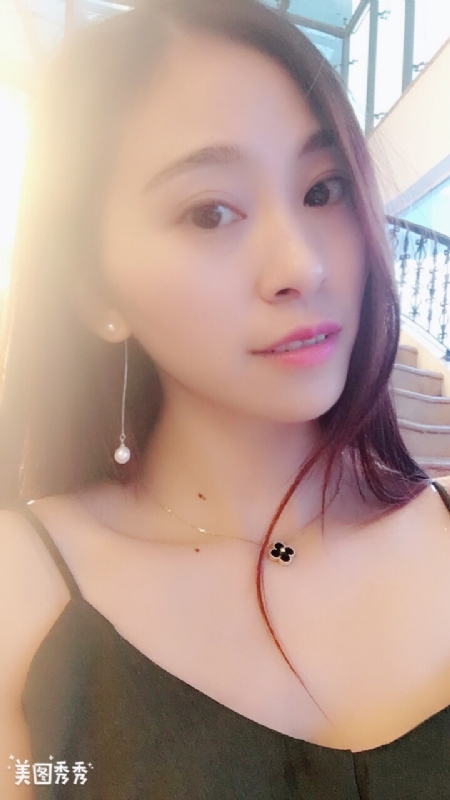 隨風的云的第一张照片--百色相亲服务中心