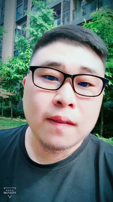 我是你的爱的第一张照片--百色相亲服务中心