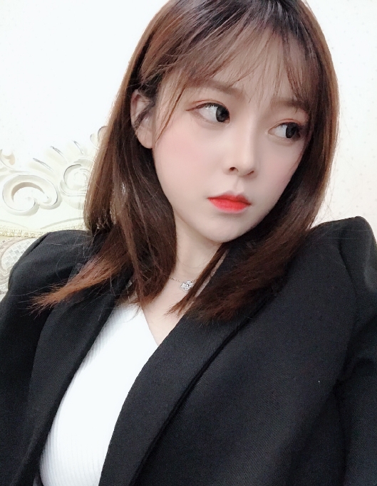 美伊i的第二张照片--百色相亲服务中心