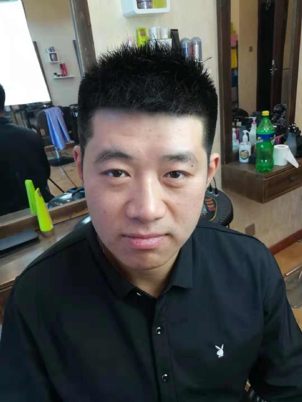 丹东风雨的第一张照片--百色相亲服务中心