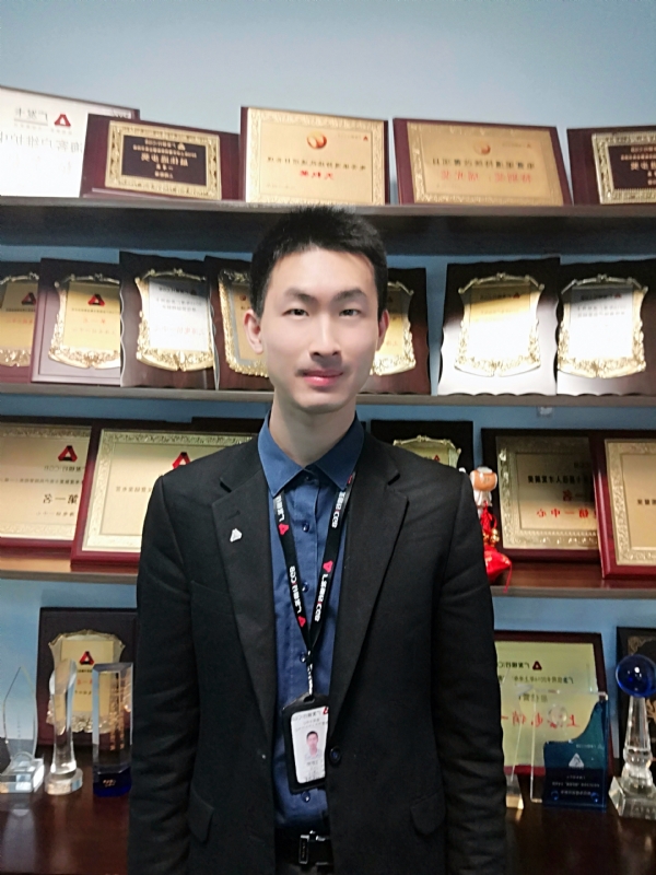 魔都青年的第一张照片--百色相亲服务中心