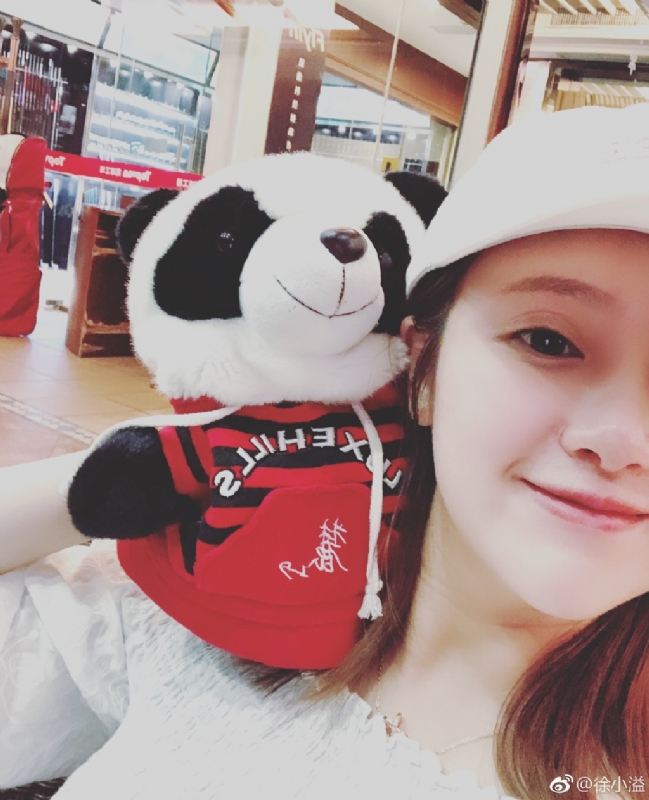 怪妞的第一张照片--百色相亲服务中心