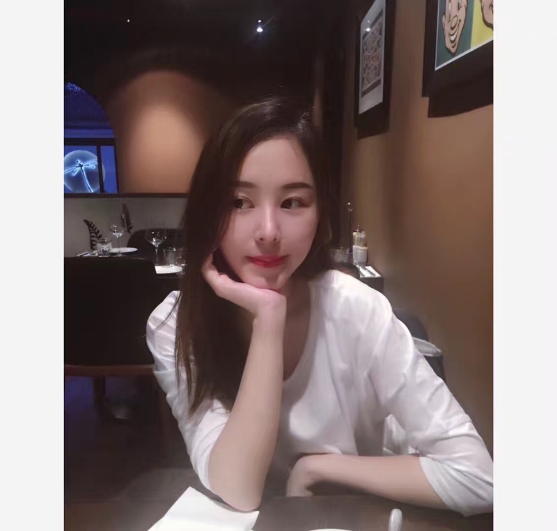 筱月悦的第一张照片--百色相亲服务中心