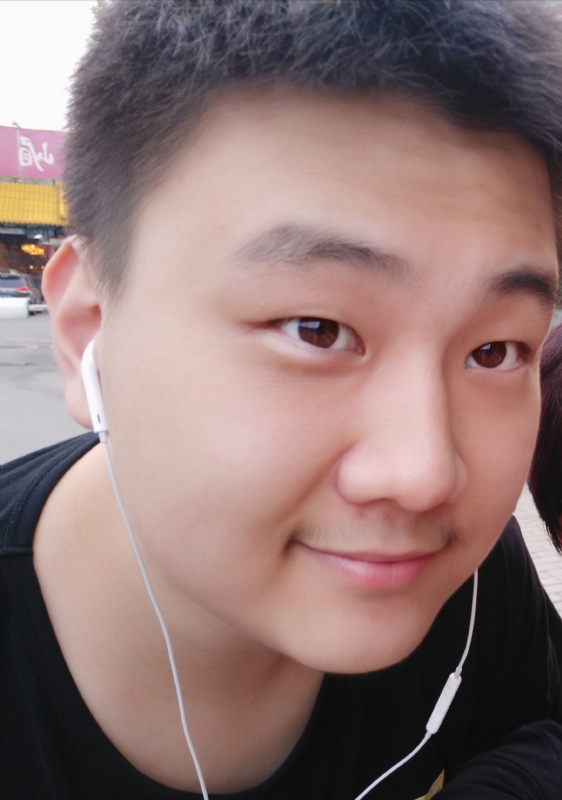 枫叶的第一张照片--百色相亲服务中心