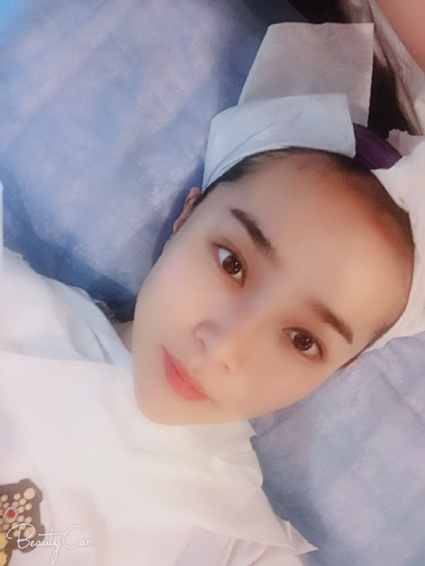 相见恨晚的第二张照片--百色相亲服务中心