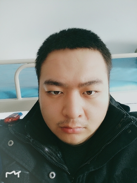 负重前行的第一张照片--百色相亲服务中心