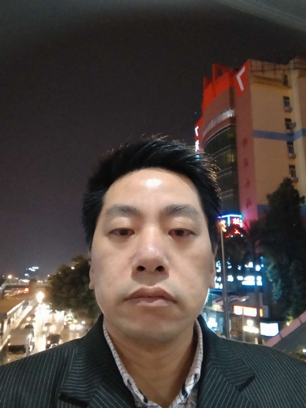 寻找真爱的第一张照片--百色相亲服务中心