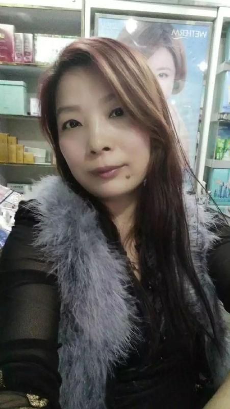 胡静的第一张照片--百色相亲服务中心