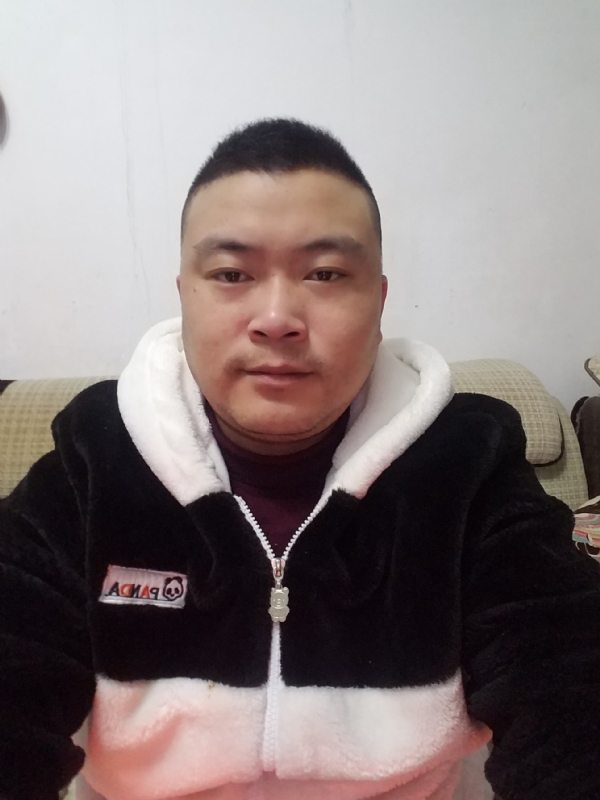 风的第一张照片--百色相亲服务中心