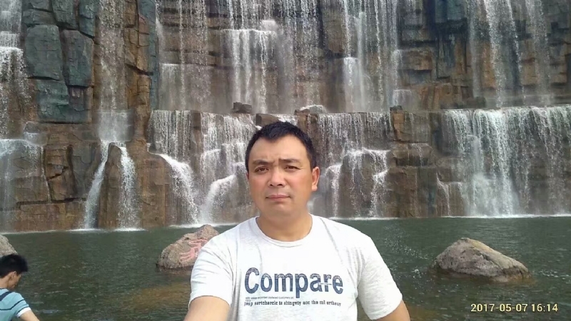 平淡的第一张照片--百色相亲服务中心