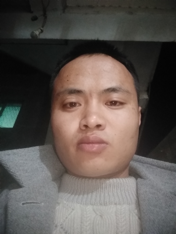 小磊的第一张照片--百色相亲服务中心