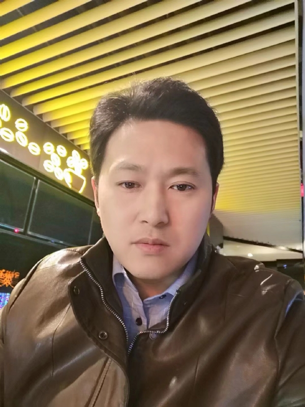 只为伊人醉的第一张照片--百色相亲服务中心