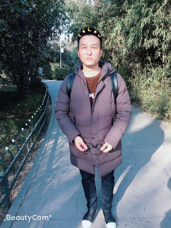 马儿的第一张照片--百色相亲服务中心