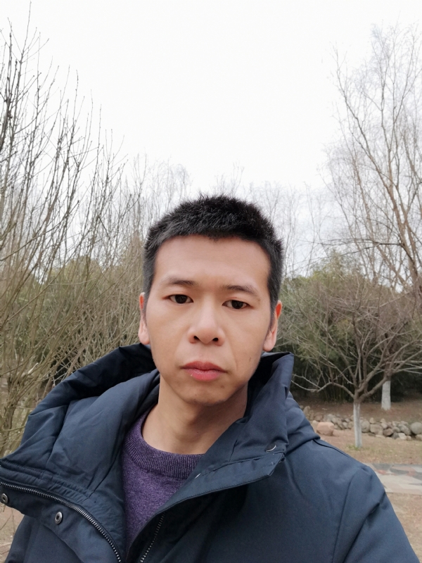 寞峰的第一张照片--百色相亲服务中心