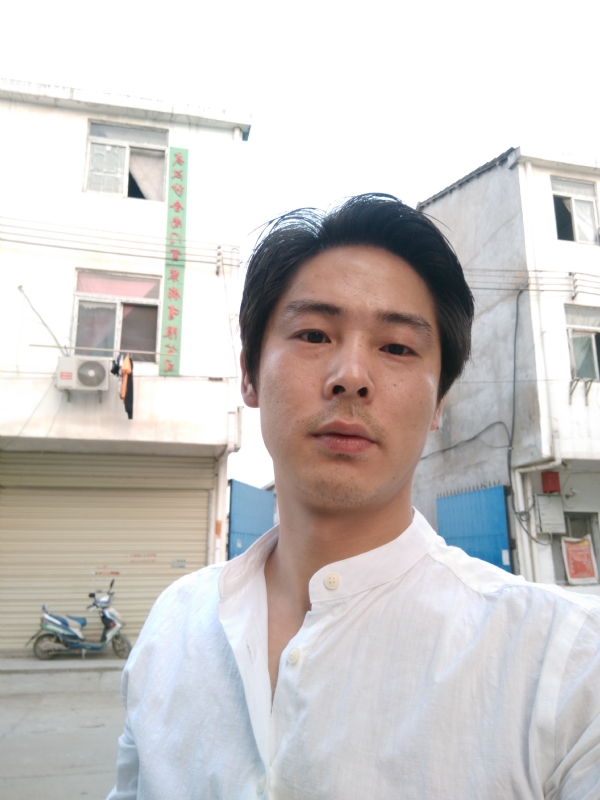 峰哥的第一张照片--百色相亲服务中心