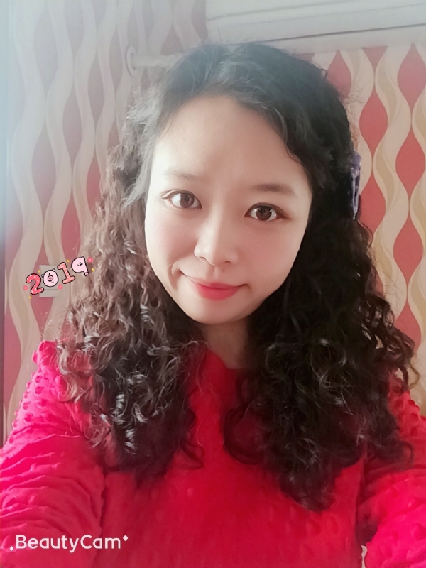 紫色风铃的第一张照片--百色相亲服务中心