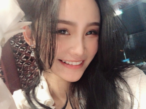 紫薇的第一张照片--百色相亲服务中心