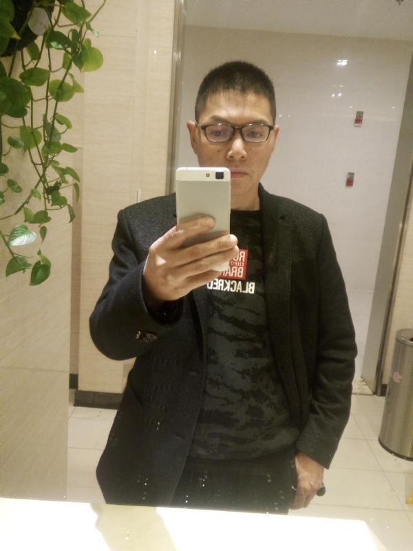 顺其自然的第一张照片--百色相亲服务中心