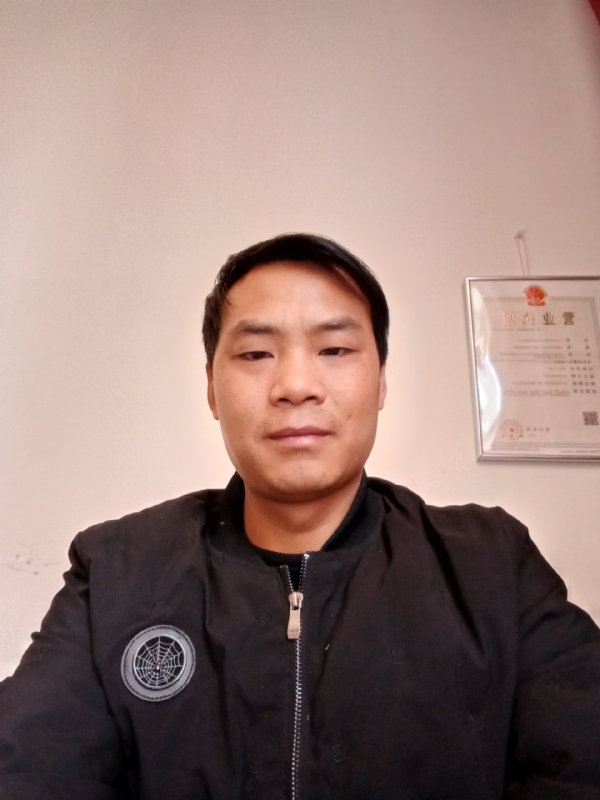 追寻爱情她在哪里的第一张照片--百色相亲服务中心