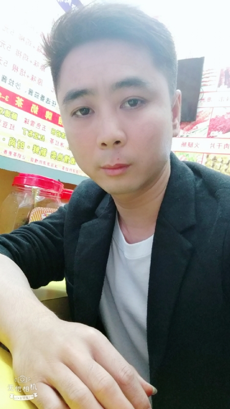 堆积情感的第一张照片--百色相亲服务中心