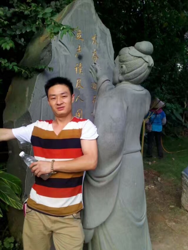 相依相伴的第一张照片--百色相亲服务中心