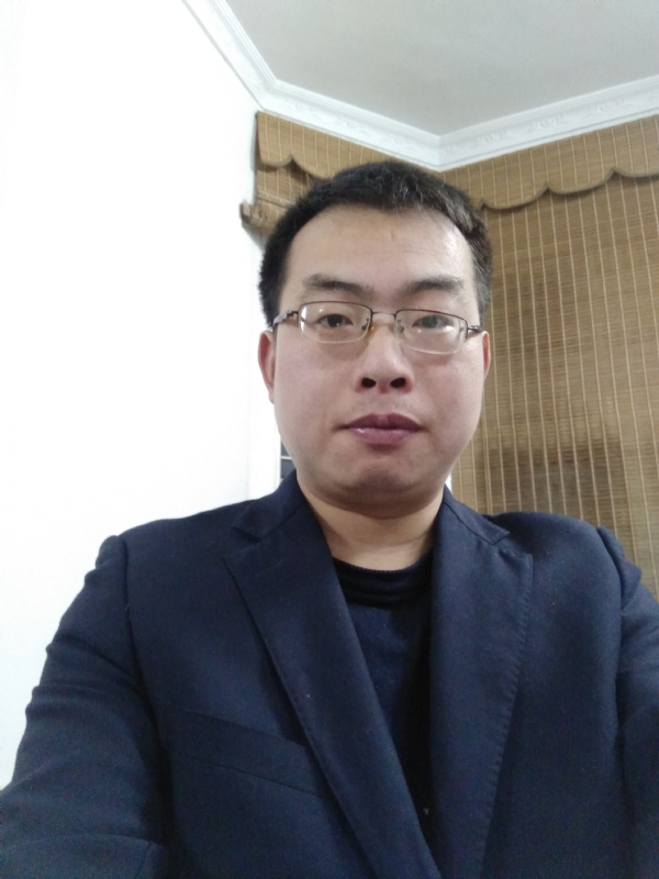 简单爱的第一张照片--百色相亲服务中心