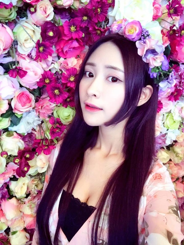 韓琳雪的第一张照片--百色相亲服务中心