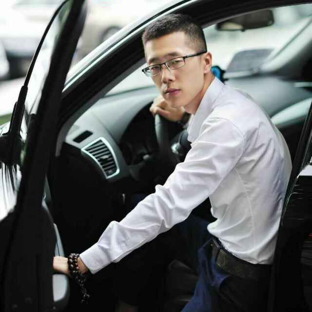 唯美幸福的第一张照片--百色相亲服务中心