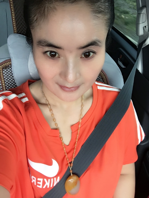 茹芯的第一张照片--百色相亲服务中心