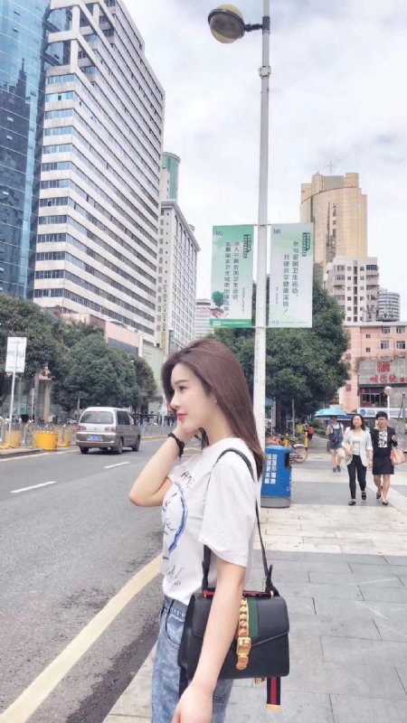 yangxinying的第一张照片--百色相亲服务中心